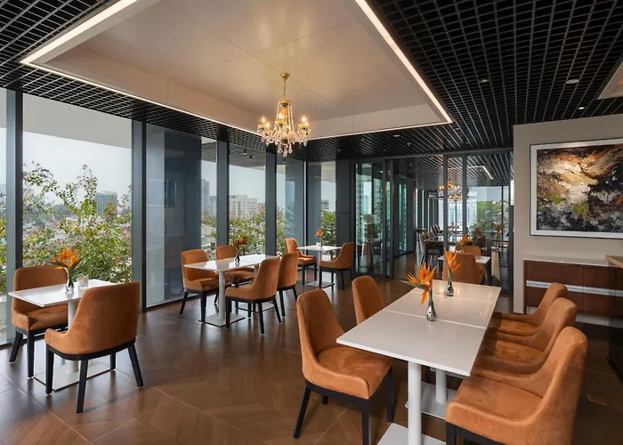 Lancaster Legacy Hotel & Apartments TP. Hồ Chí Minh