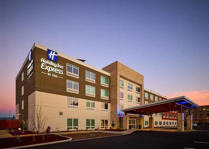Holiday Inn Express & Suites Roseburg North By Ihg