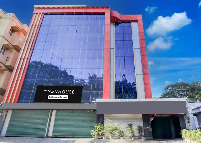Super Townhouse Lake Town Clock Tower Formerly Crown Comfort Kolkata