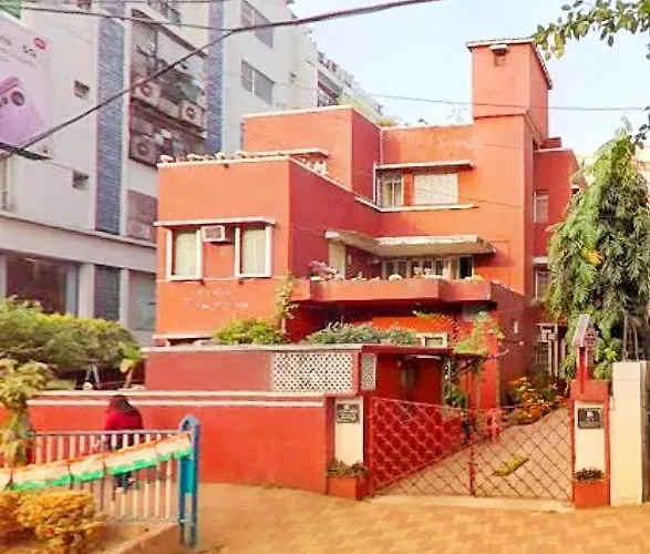 New Alipore Transit House Kolkata