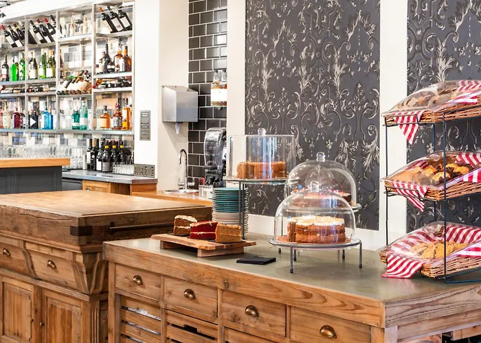 The Kings Arms And Royal Hotel, Godalming, Surrey - The Coaching Inn Group
