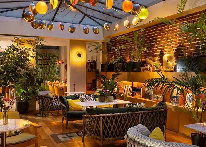 Hotel Le Six Paris