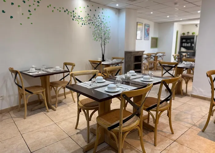 Hotel Provencal Saint-Raphael 