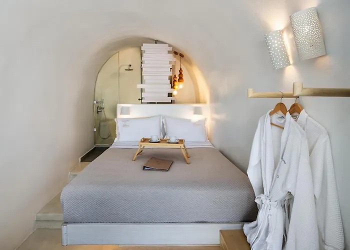 Athina Aperto Suites (Adults Only) Fira 