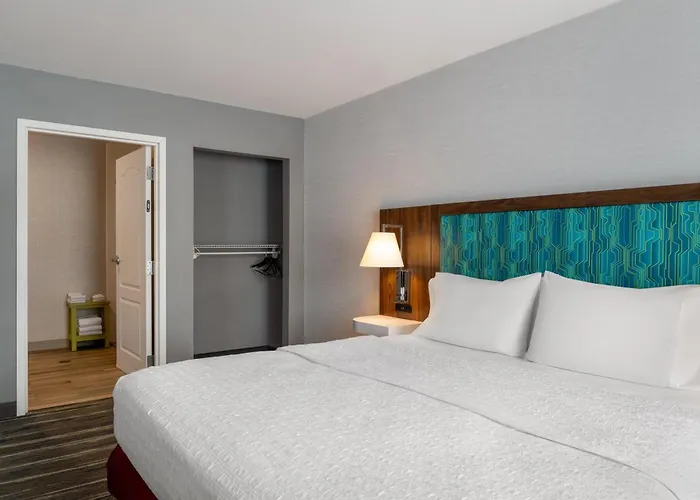 Hampton Inn & Suites Grafton