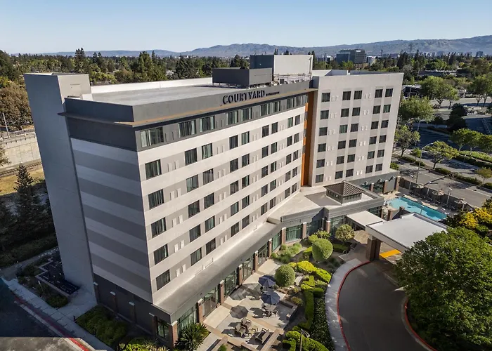 Courtyard By Marriott San Jose Campbell Hotel