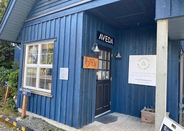 Waters Edge Shoreside Suites Ucluelet
