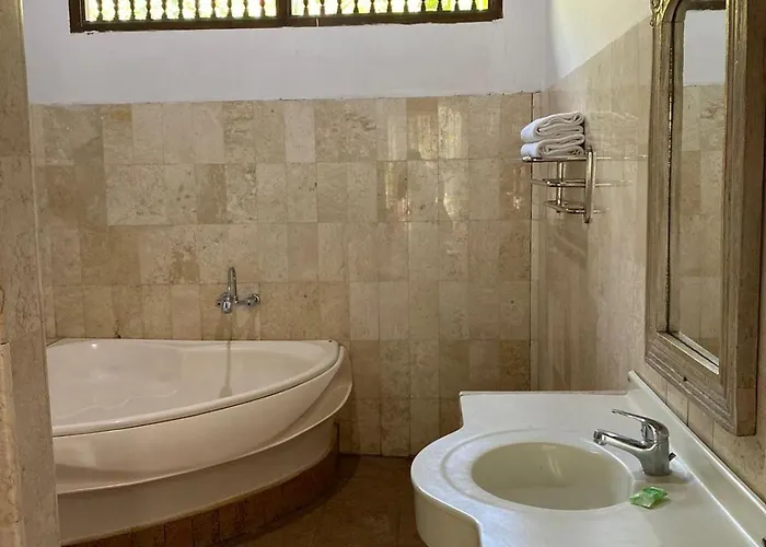 Double One Villas Amed