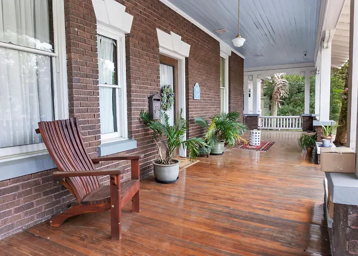 Sweetwater Branch Inn Gainesville
