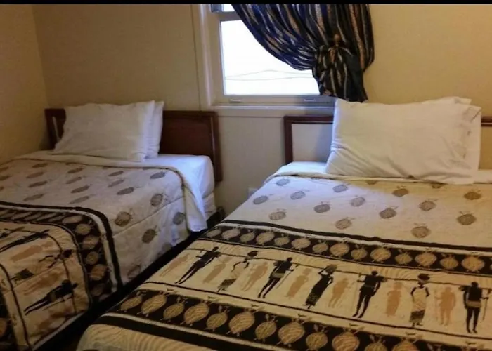 A Voyageur'S Guest House Otawa