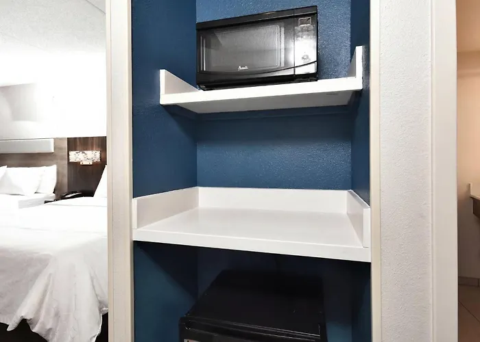 Holiday Inn Express Richmond I-64 Short Pump Area By Ihg Innsbrook