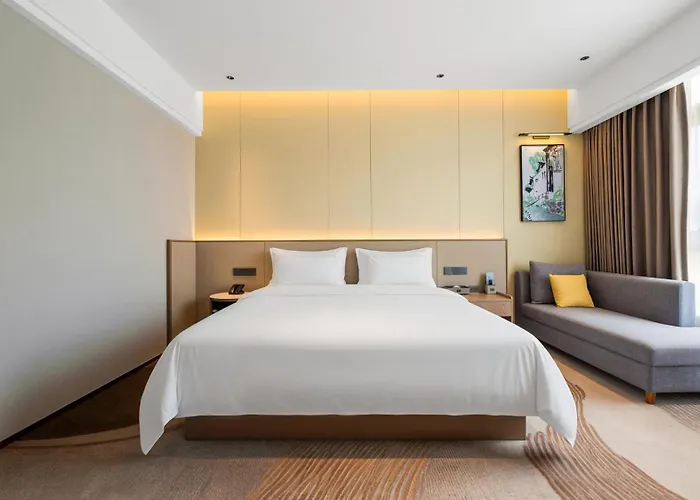 Suzhou Tongli Lake View Hotel