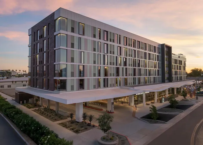 Ac Hotel By Marriott Scottsdale Old Town