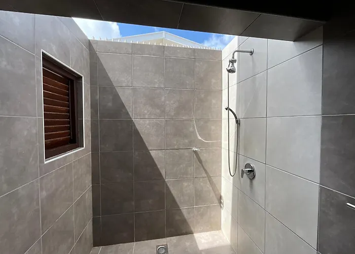 Bantopa Apartments Willemstad