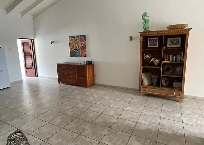 Bantopa Apartments Willemstad