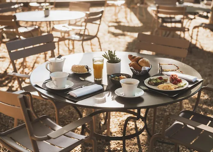 Les Lodges Sainte-Victoire Hotel & Spa Le Tholonet