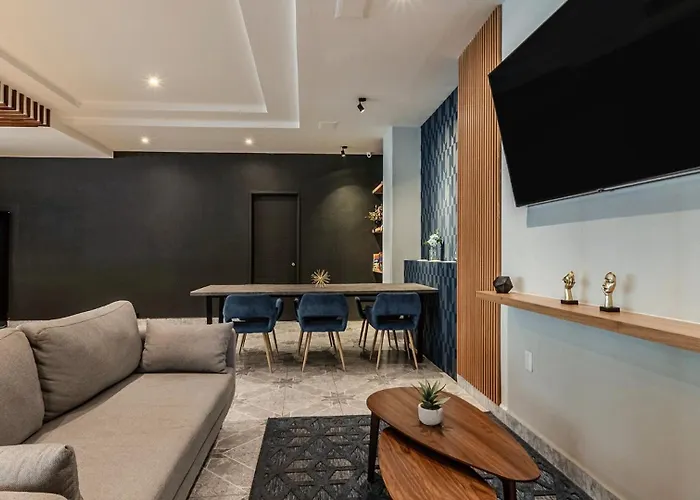 Uniko Living Roma Hotel Mexico City