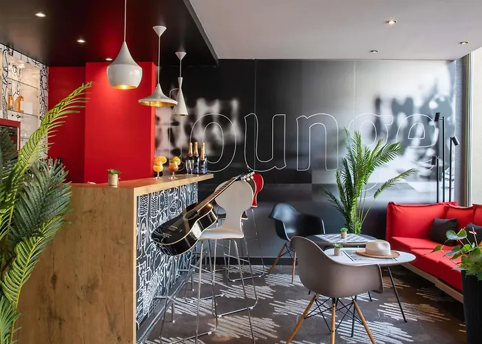 Ibis Cannes Plage La Bocca