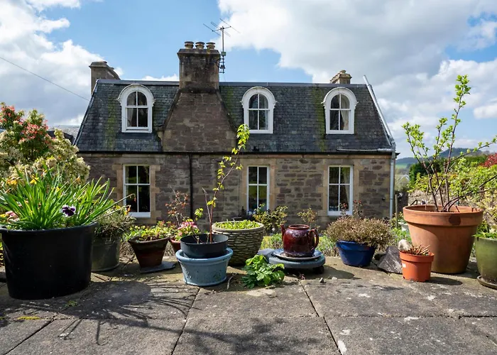 Leven House Bed And Breakfast Crieff