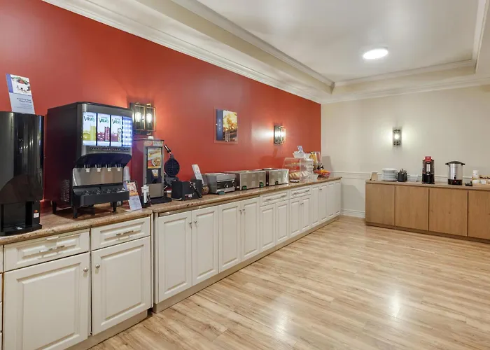 Surestay Plus Hotel By Best Western Kincardine