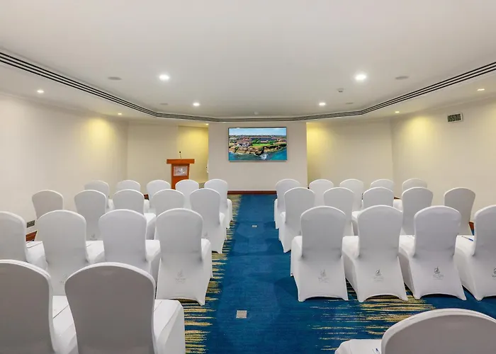 Sea Cliff Hotel Daressalam