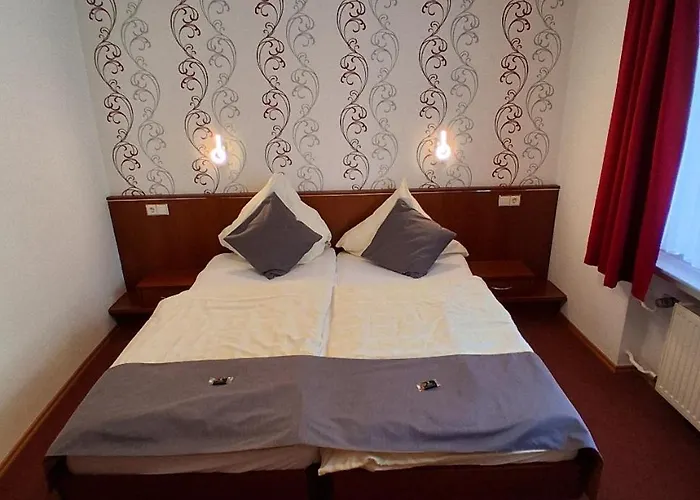 Hotel Weinhaus Am Stiftstor Treis-Karden
