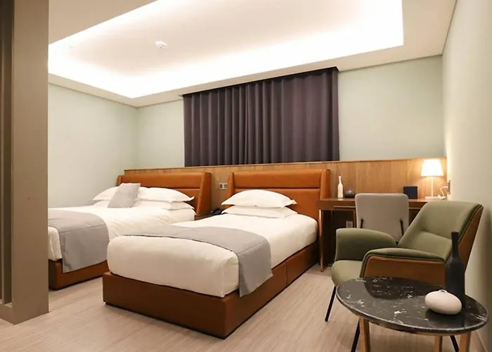 Dongdaegu Station Eastern Hotel