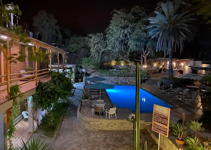 Hotel El Huacachinero- Hotel Familiar Ica