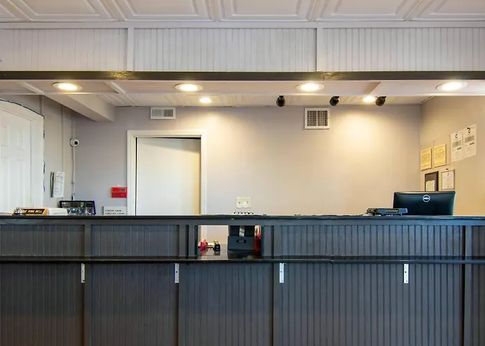 Econo Lodge - Conyers
