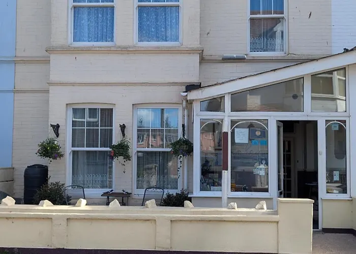 Kingswinford Guest House With Free Parking Paignton