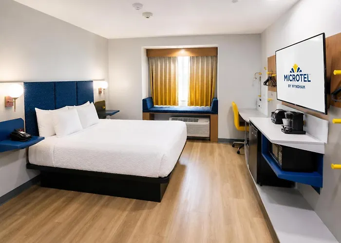 Microtel Inn & Suites By Wyndham Midland