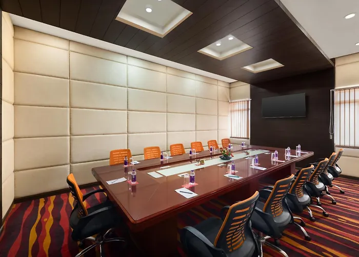 Ramada By Wyndham Bodh Gaya Mahabodhi Hotel