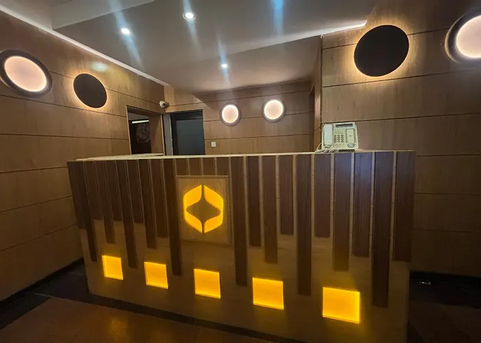 Presken Hotel Mojidi, Allen Ikeja