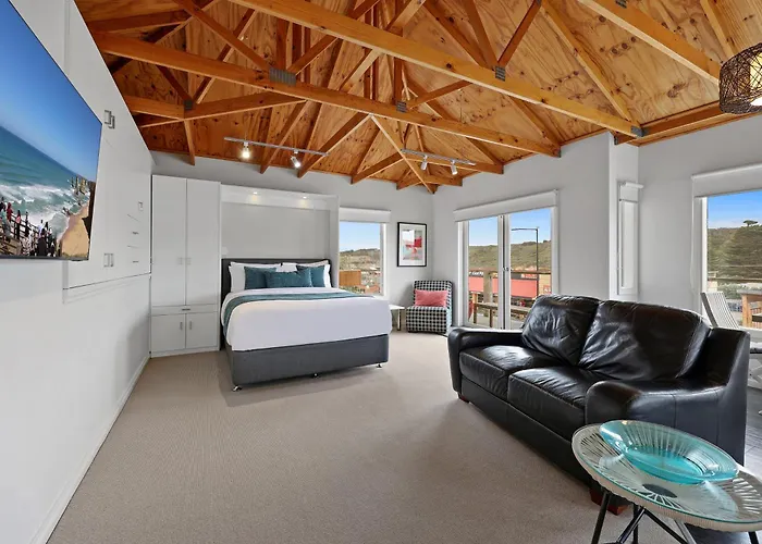 Waves Luxury Suites Port Campbell
