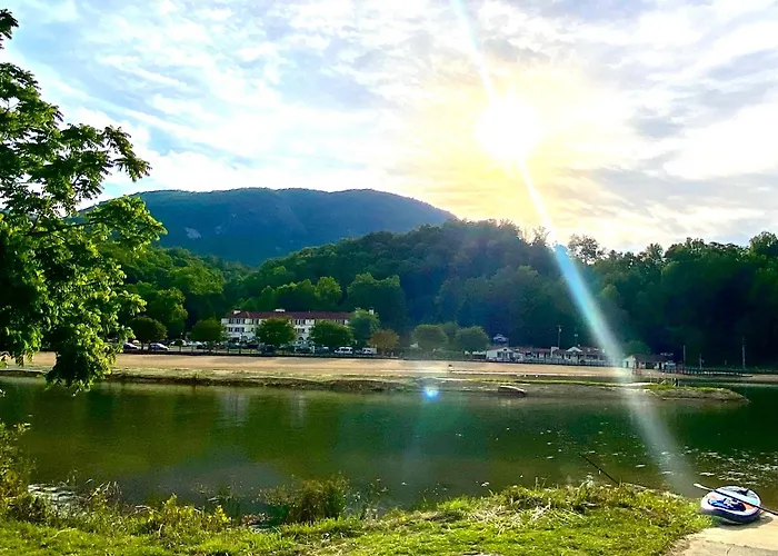Grafton Lodge Lake Lure