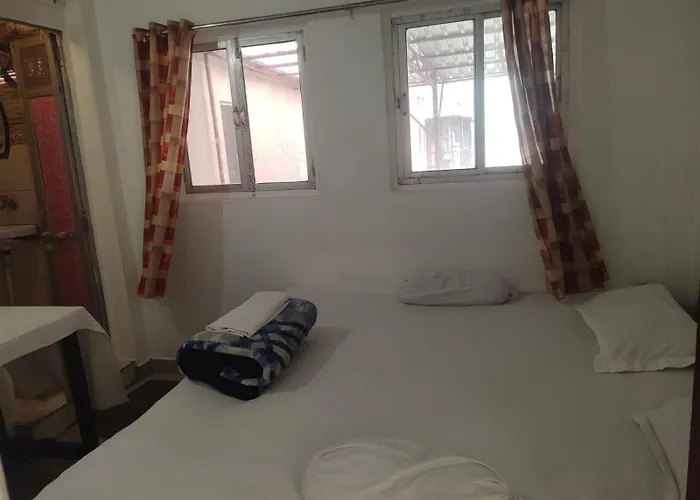 Sunrise Lodge Varanasi