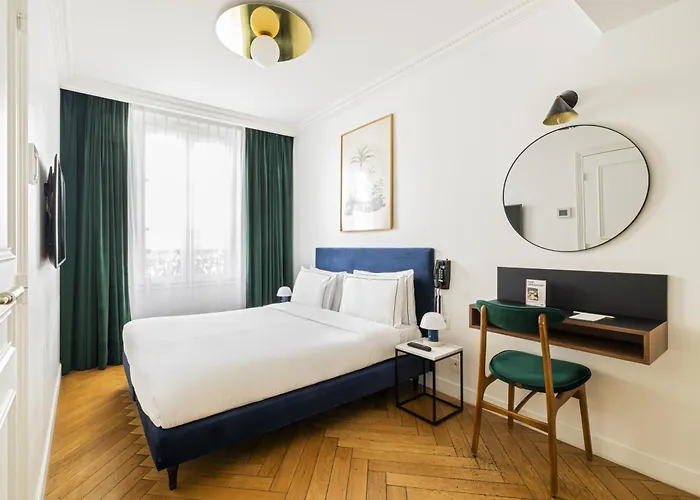 Hotel Rendez-Vous Batignolles Paris