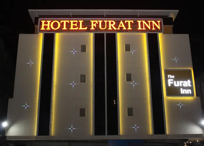 Hotel The Furat Inn Vapi