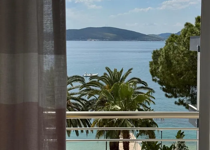 Elena Hotel Sarandë