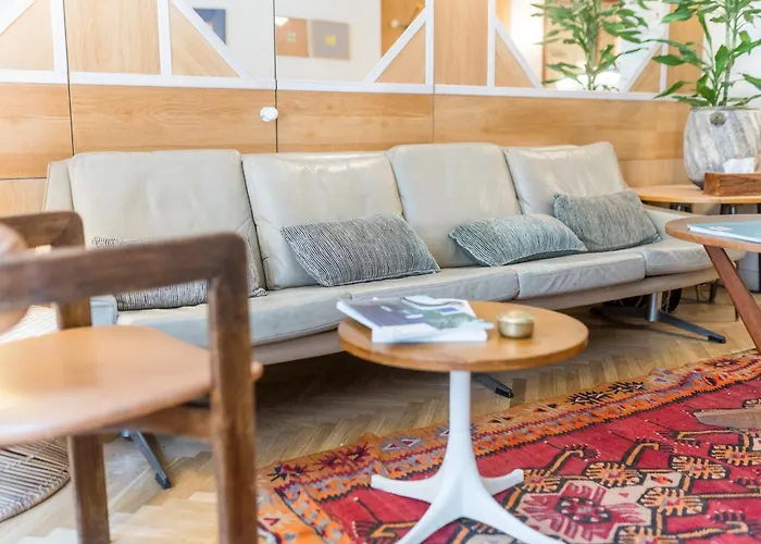 Hotel Habituel Paris