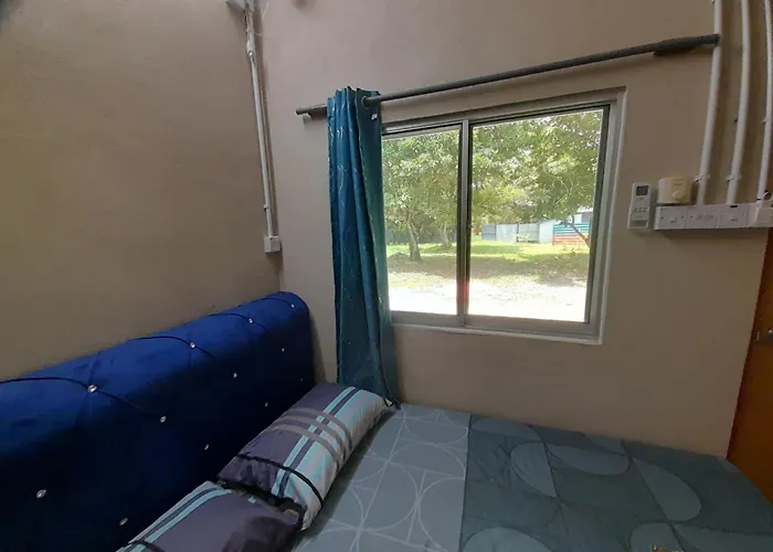 Tony'S Guesthouse At Teluk Bahang Batu Ferringhi