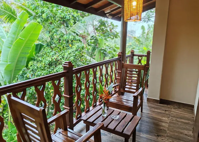The Jungle View Hotel Mirissa