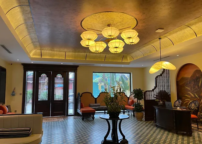 Tam Coc Holiday Hotel & Spa NINH BINH