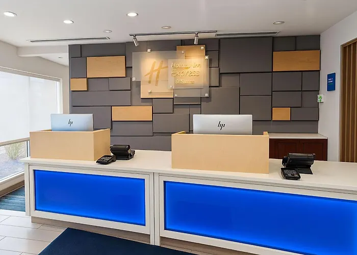 Holiday Inn Express & Suites Chicago O'Hare Airport By Ihg Des Plaines