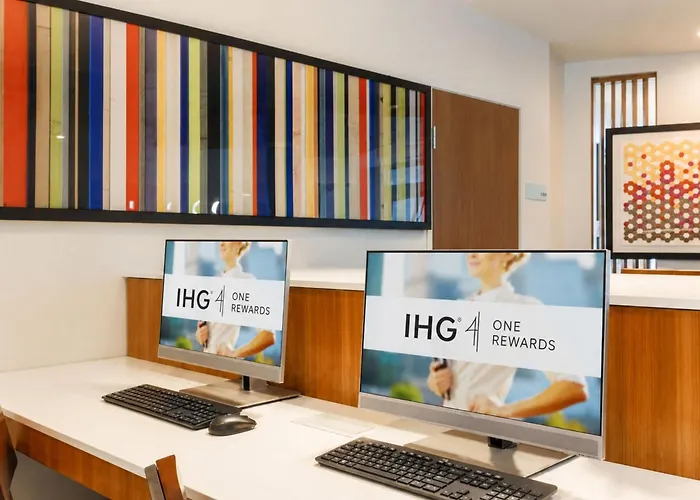 Holiday Inn Express & Suites Chicago O'Hare Airport By Ihg Des Plaines