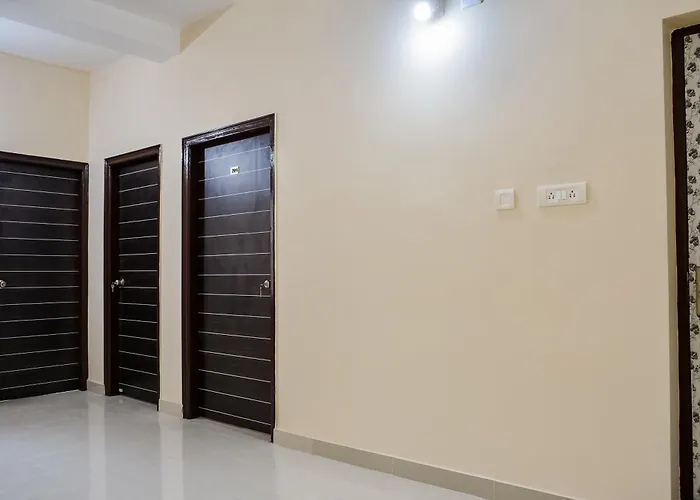 Hotel O Shiv Sai Palace Bhubaneswar