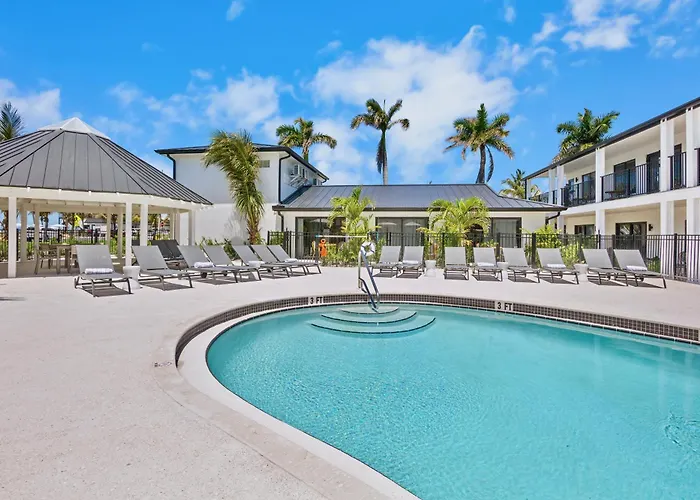 Tropic Isle At Anna Maria Island Inn Bradenton Beach