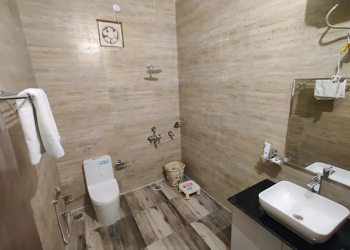 Jp International Naimisharanya Hotel