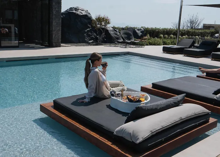 Santanna Luxury Suites Imerovigli 