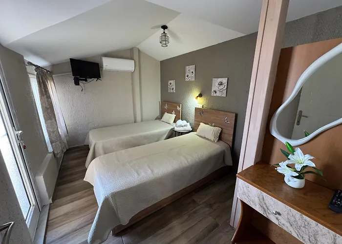 Dora Sarti Hotel